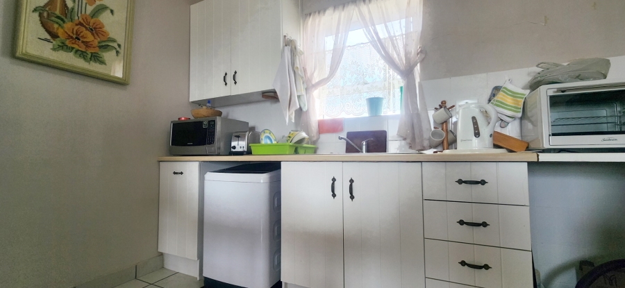 1 Bedroom Property for Sale in Bredasdorp Western Cape